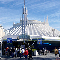 https://magicguides.com/free-disney-photos/magic-kingdom/